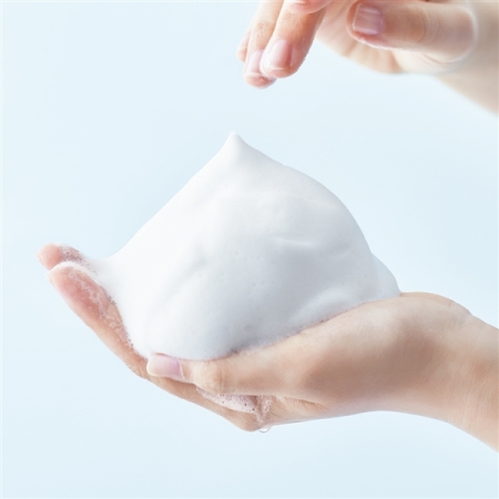 Sữa rửa mặt tẩy trang NARIS LUQUE 3 -  CLEANSING FOAM