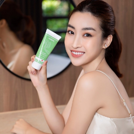 Sữa Rửa Mặt Ngừa Mụn Nature Wasabi Extract Nhật Bản
