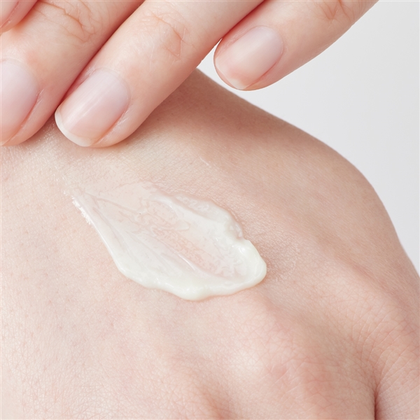 Kem dưỡng da ban ngày Nature Whitening Day Cream