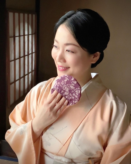 Cùng mỹ phẩm Naris tìm hiểu bí quyết trẻ lâu của phụ nữ Nhật Bản